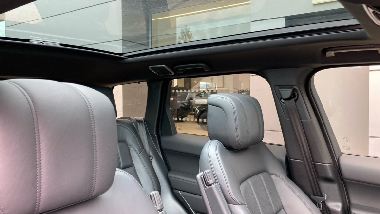 Land Rover Range Rover Sport 3.0 D250 HSE Silver 5dr Auto [7 Seat] Diesel Estate